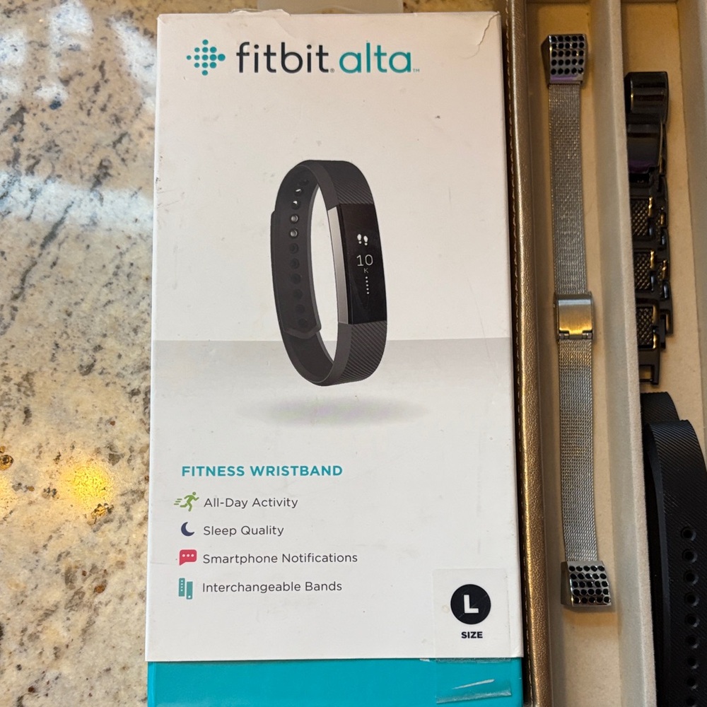 Fitbit Alta Black Fitness Wristbands.